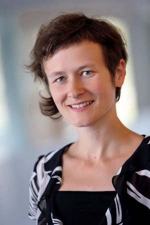 Dr. Astrid Pennerstorfer (Bécs)